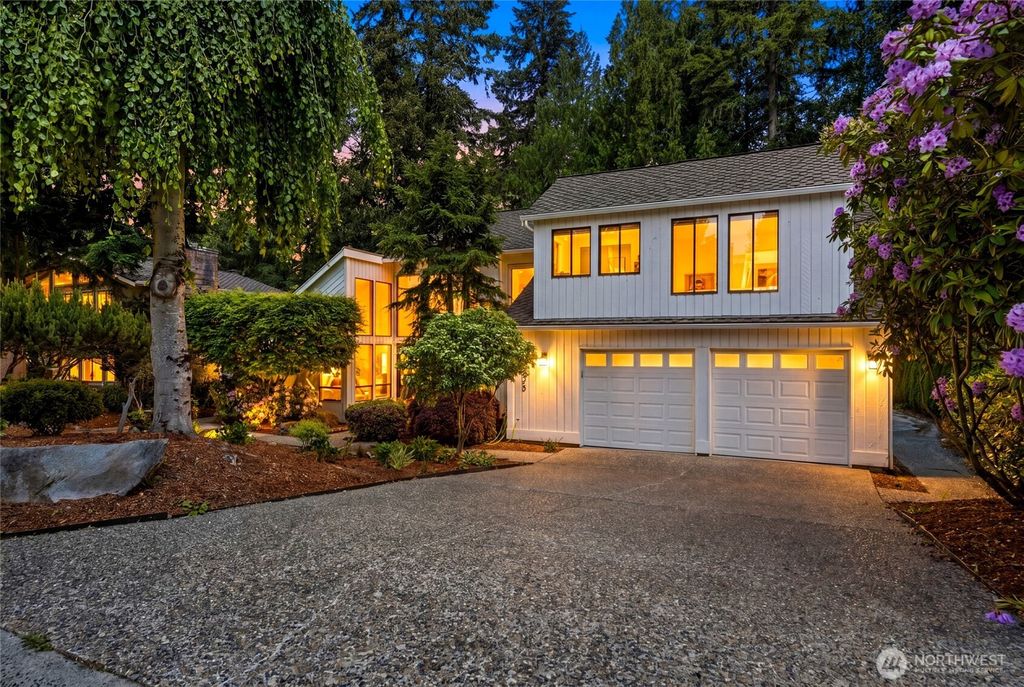 Photo of 15905 23rd Lane SE, Mill Creek, WA 98012 (MLS # 2527965)