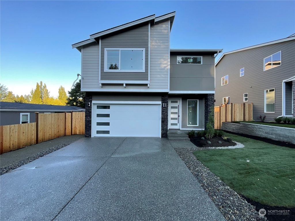 Photo of 19024 16th Avenue NE, Shoreline, WA 98155 (MLS # 2170854)