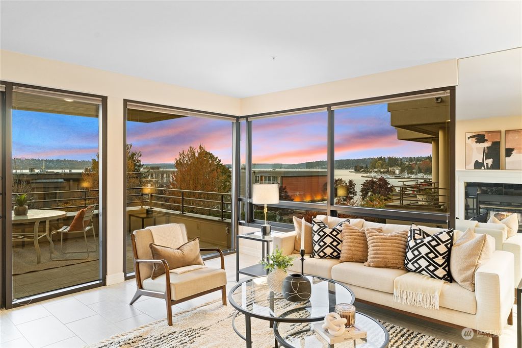Photo of 735 1st Street S #102, Kirkland, WA 98033 (MLS # 2173777)