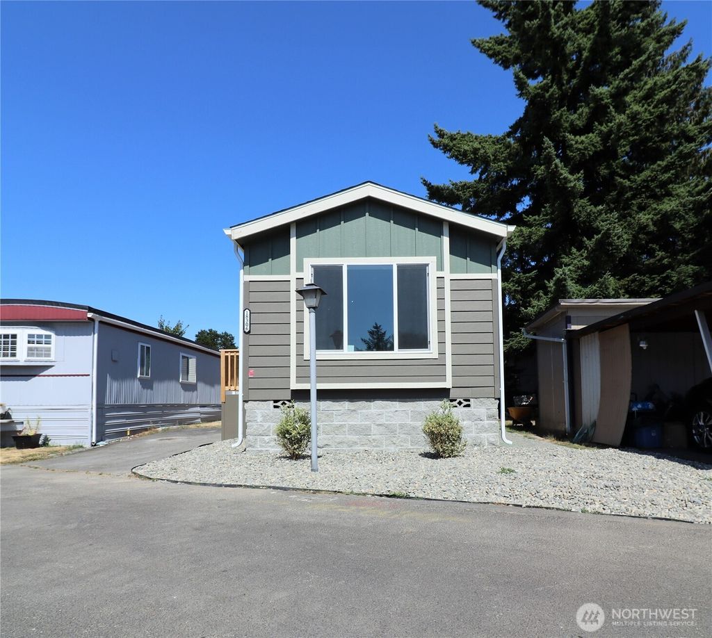 Photo of 18306 35th Avenue S #365, SeaTac, WA 98188 (MLS # 2409651)
