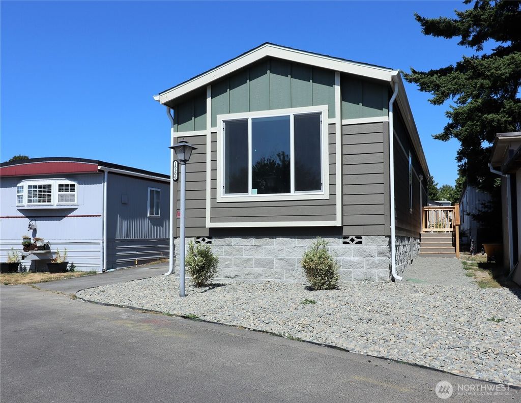 Photo of 18306 35th Avenue S #365, SeaTac, WA 98188 (MLS # 2409651)