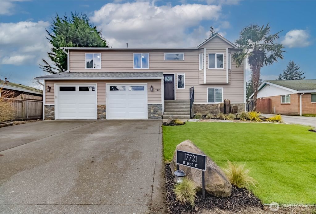 Photo of 17721 SE 261st Street, Covington, WA 98042 (MLS # 2479792)