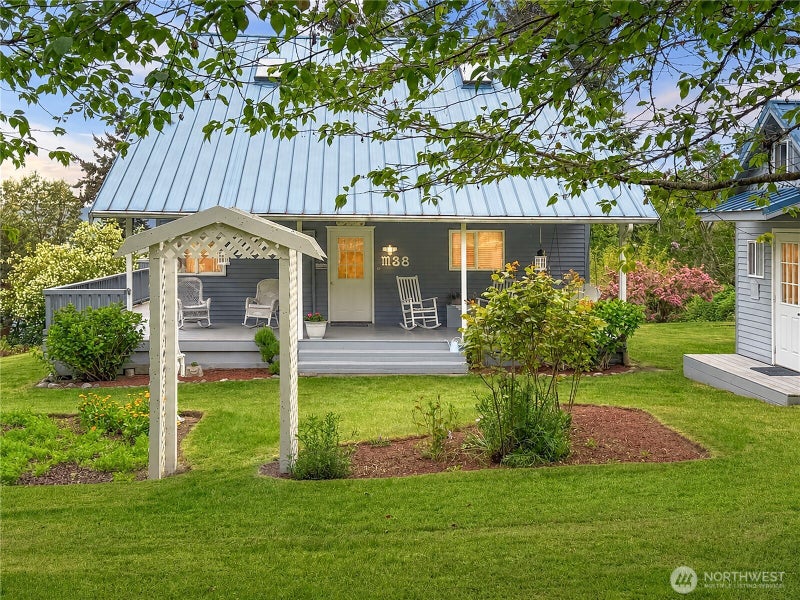 38 M Cascade Drive