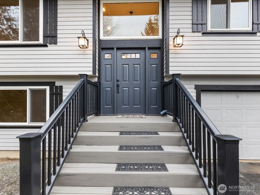 Photo of 14430 81st Place SE, Snohomish, WA 98290 (MLS # 2339372)