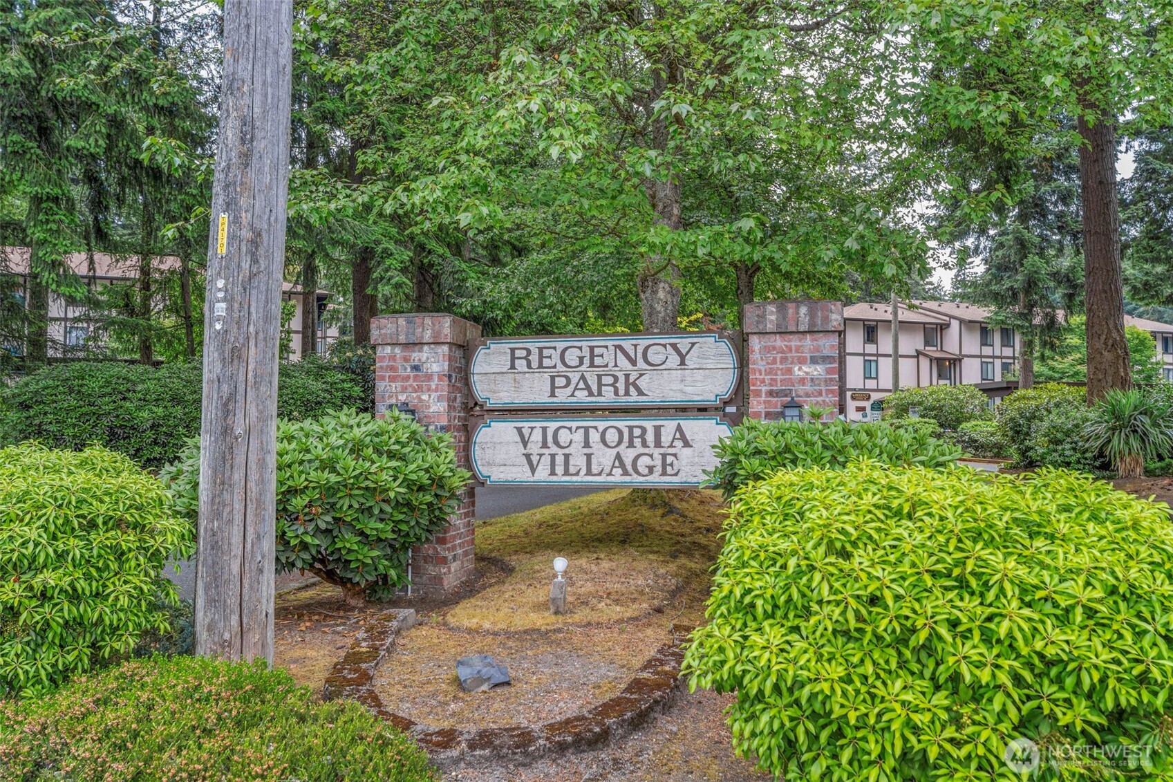 4617 Grandview Drive W D