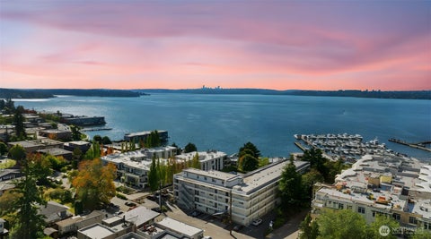 Photo of 201 2nd Street S #201, Kirkland, WA 98033 (MLS # 2574819)