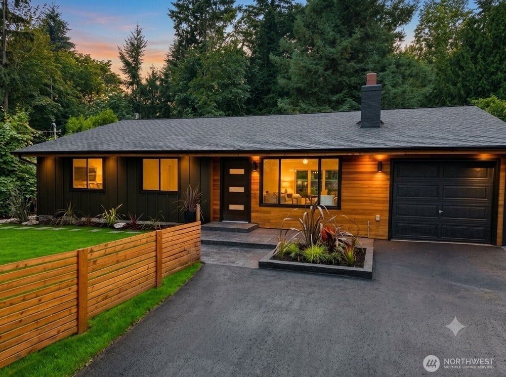 Photo of 12631 94th Avenue NE, Kirkland, WA 98034 (MLS # 2562830)
