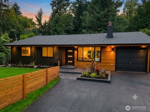 Photo of 12631 94th Avenue NE, Kirkland, WA 98034 (MLS # 2562830)