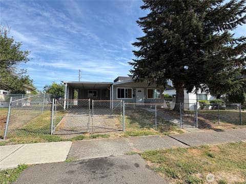 Photo of 1609 E Wright Avenue, Tacoma, WA 98404 (MLS # 2571726)