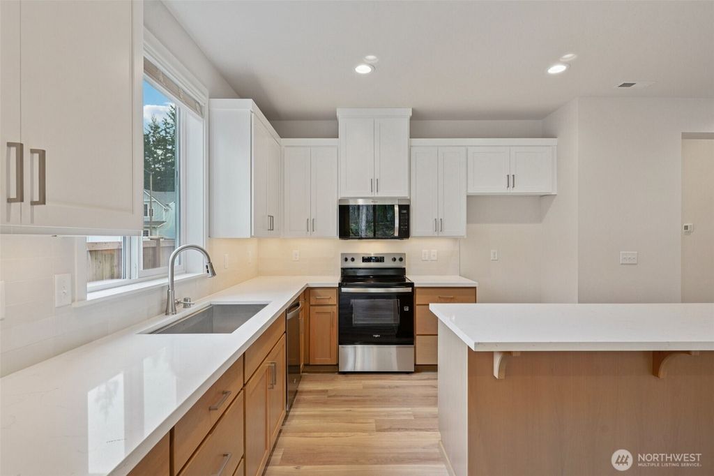 Photo of 7531 107th Street Ct E, Puyallup, WA 98373 (MLS # 2477701)