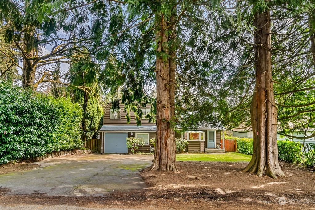 Photo of 14040 19th Avenue NE, Seattle, WA 98125 (MLS # 2053153)