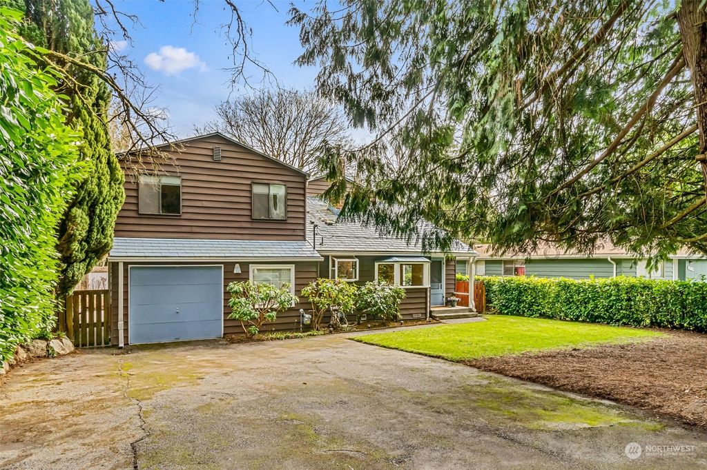 Photo of 14040 19th Avenue NE, Seattle, WA 98125 (MLS # 2053153)