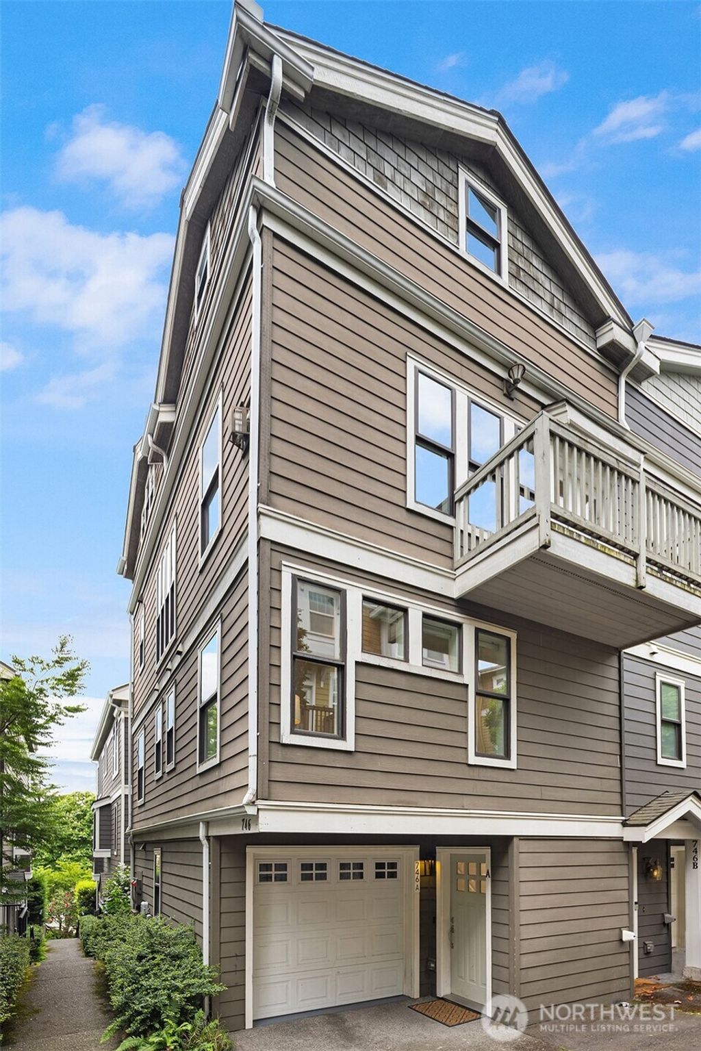 Photo of 746 Boylston Avenue E #A, Seattle, WA 98102 (MLS # 2525200)
