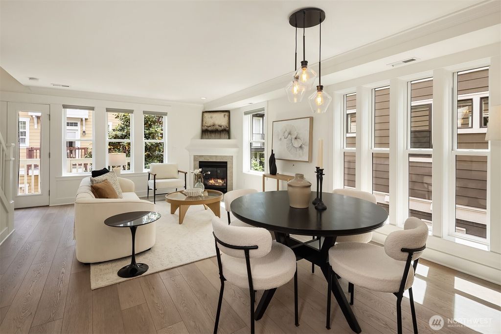 Photo of 746 Boylston Avenue E #A, Seattle, WA 98102 (MLS # 2525200)