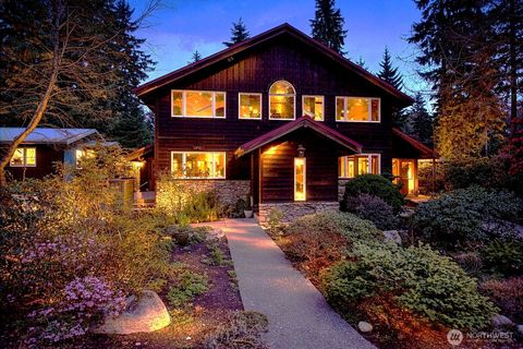 Photo of 2970 Smugglers Cove Road, Greenbank, WA 98253 (MLS # 2522615)