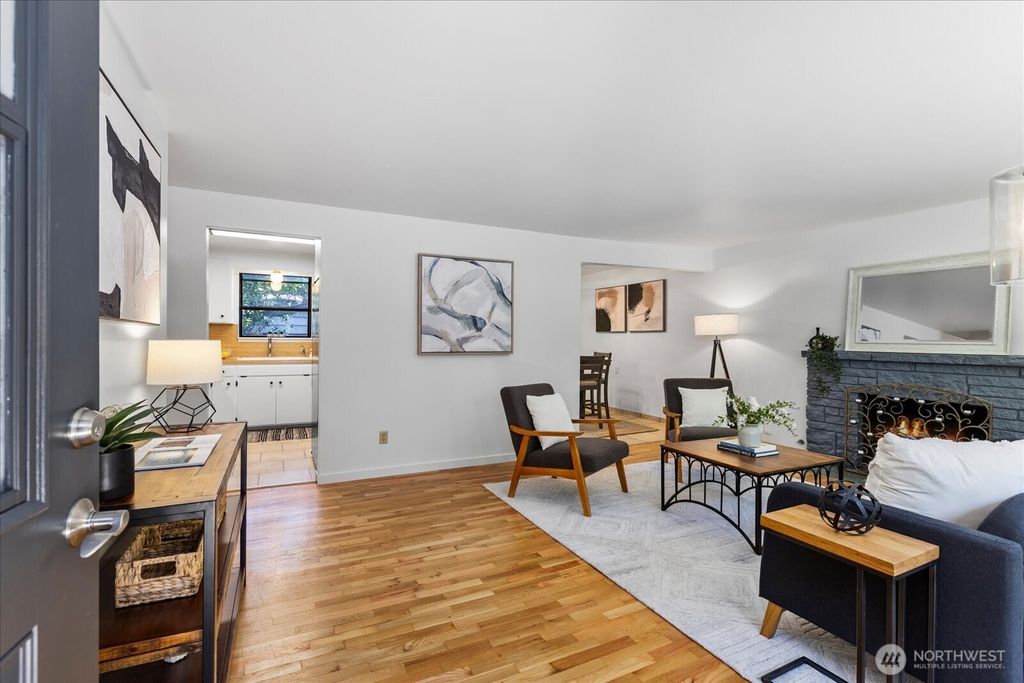 Photo of 1531 213th Place SW, Lynnwood, WA 98036 (MLS # 2388525)