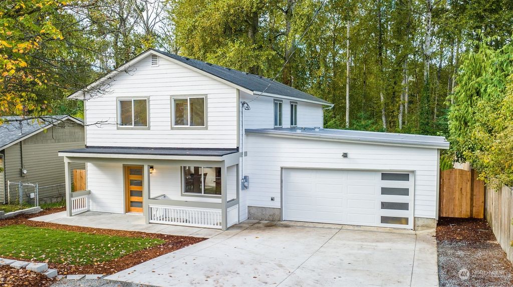 Photo of 5431 18th Avenue SW, Seattle, WA 98106 (MLS # 2171631)