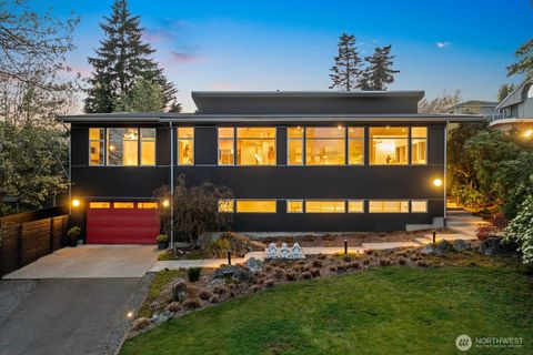 Photo of 1549 Magnolia Way W, Seattle, WA 98199 (MLS # 2504109)