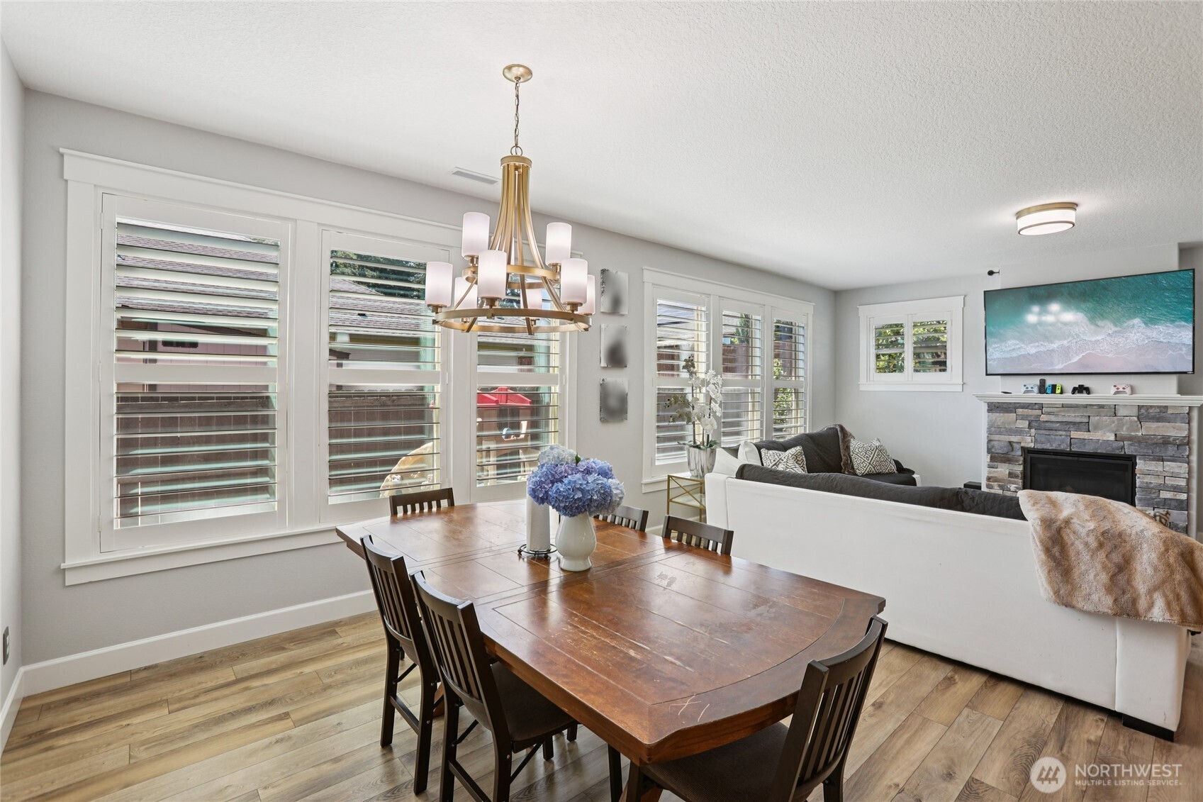 810 NE 27th Street