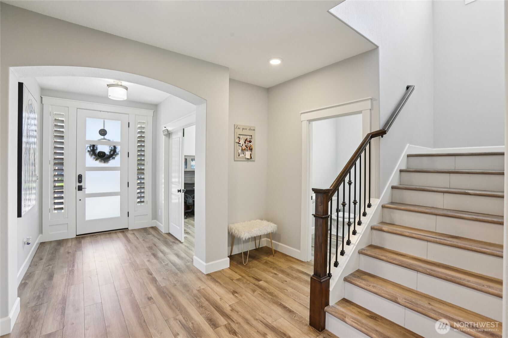 810 NE 27th Street