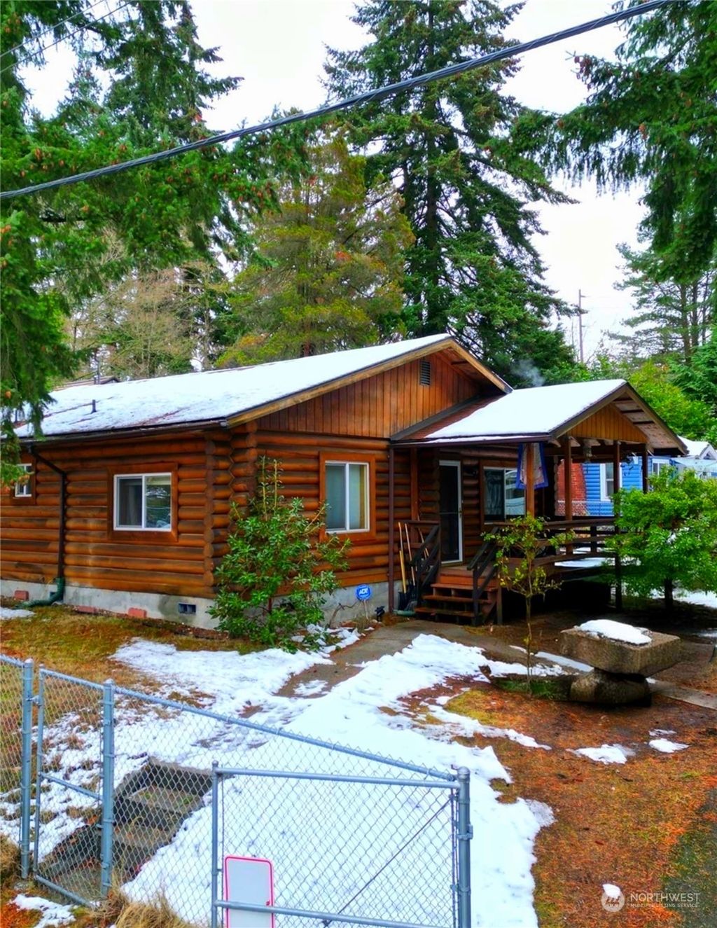 Photo of 14508 Sixth Avenue NE, Shoreline, WA 98155 (MLS # 2320306)
