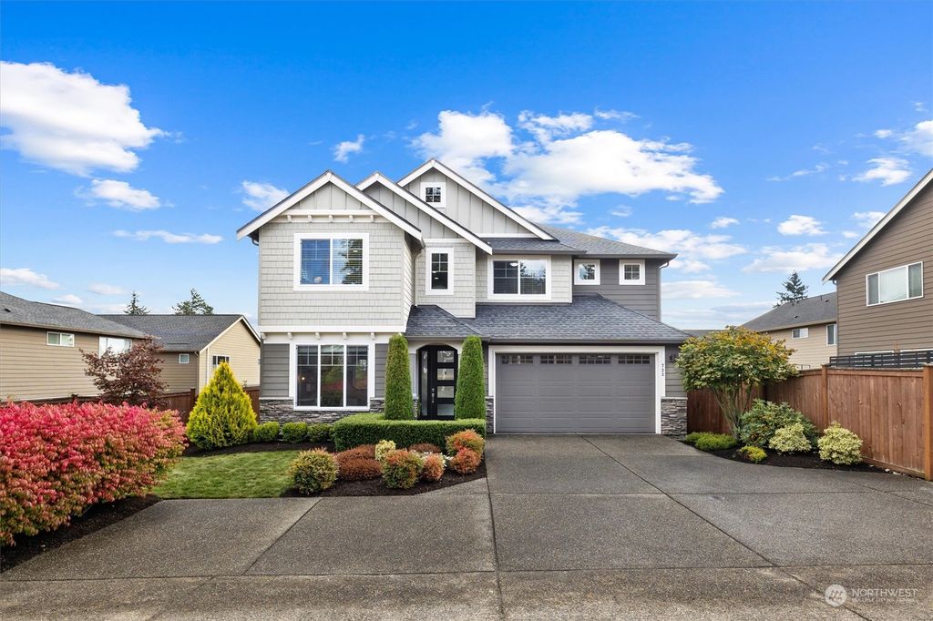Photo of 733 153rd Place SW, Lynnwood, WA 98087 (MLS # 2164557)