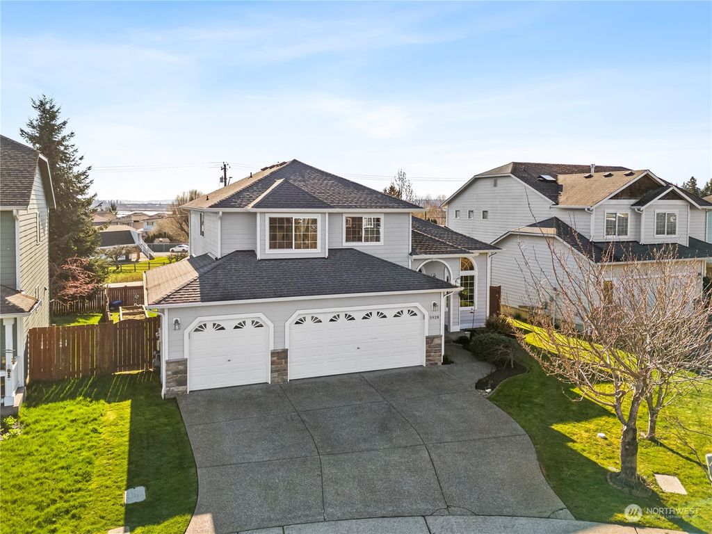 Photo of 5928 59th Drive NE, Marysville, WA 98270 (MLS # 2212739)