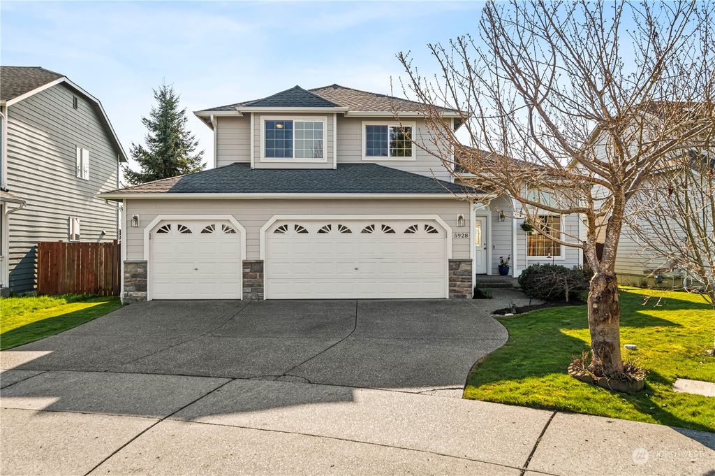 Photo of 5928 59th Drive NE, Marysville, WA 98270 (MLS # 2212739)