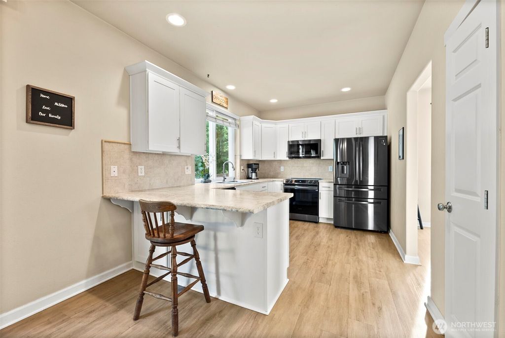 Photo of 17801 97th Lane E, Puyallup, WA 98375 (MLS # 2461446)