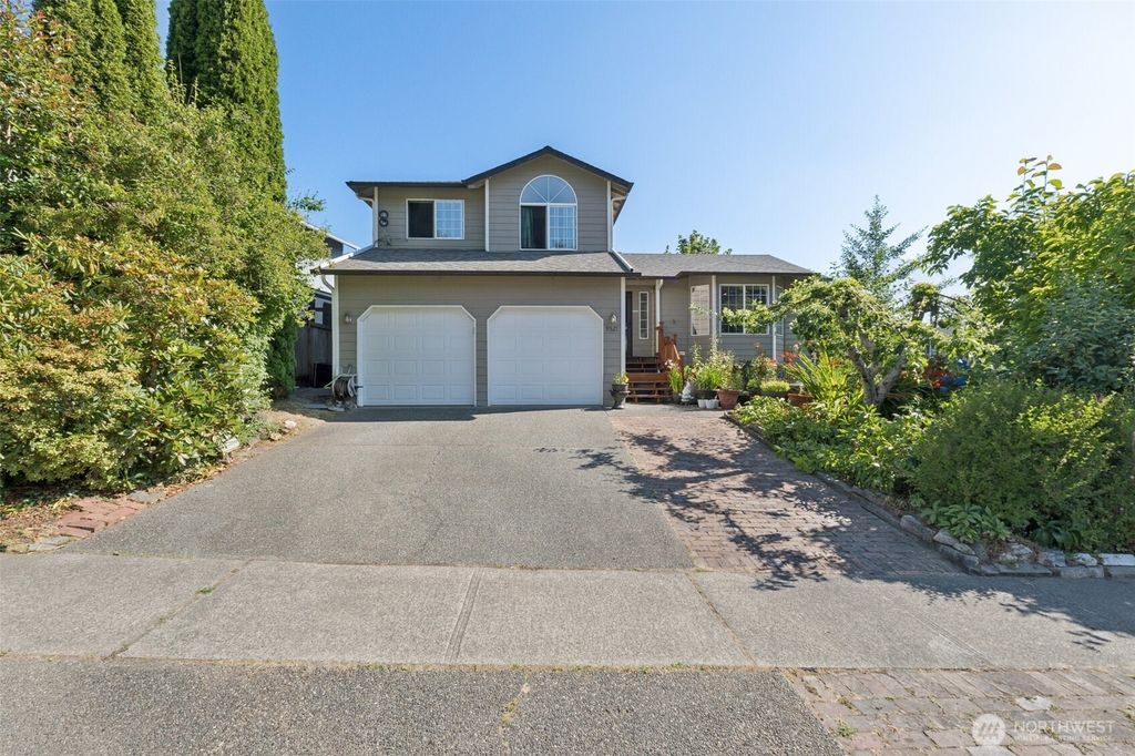 Photo of 9521 9th Street SE, Lake Stevens, WA 98258 (MLS # 2408425)