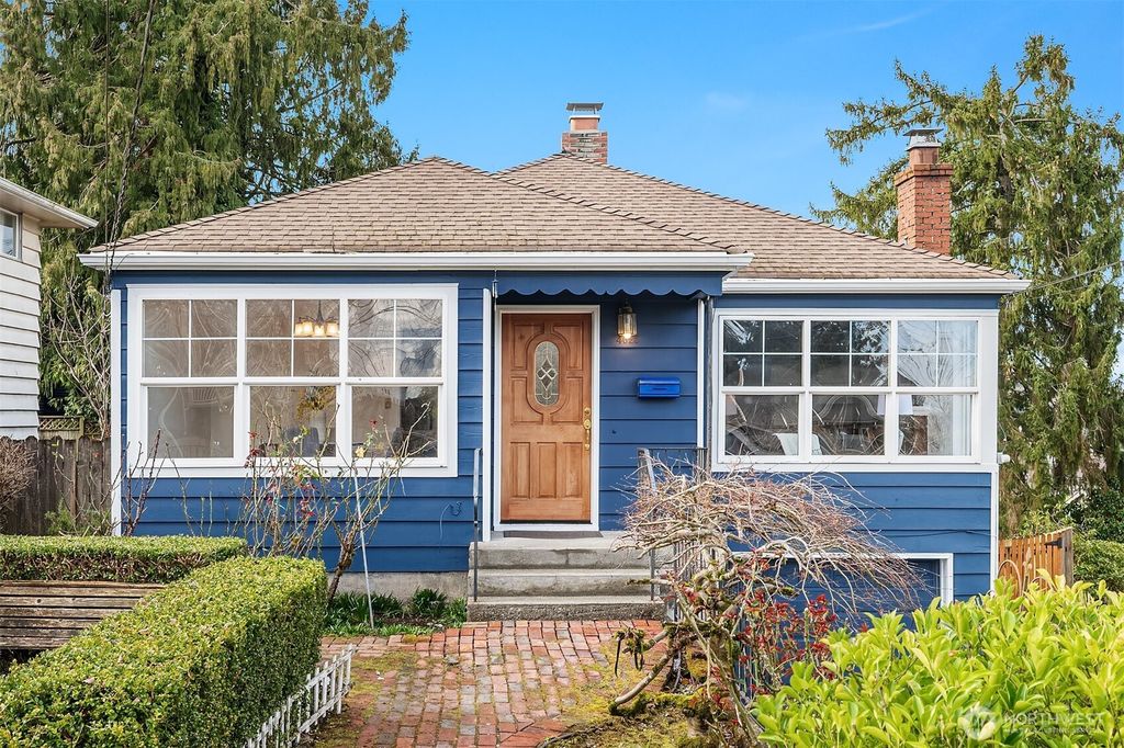 Photo of 4625 48th Avenue S, Seattle, WA 98118 (MLS # 2481243)