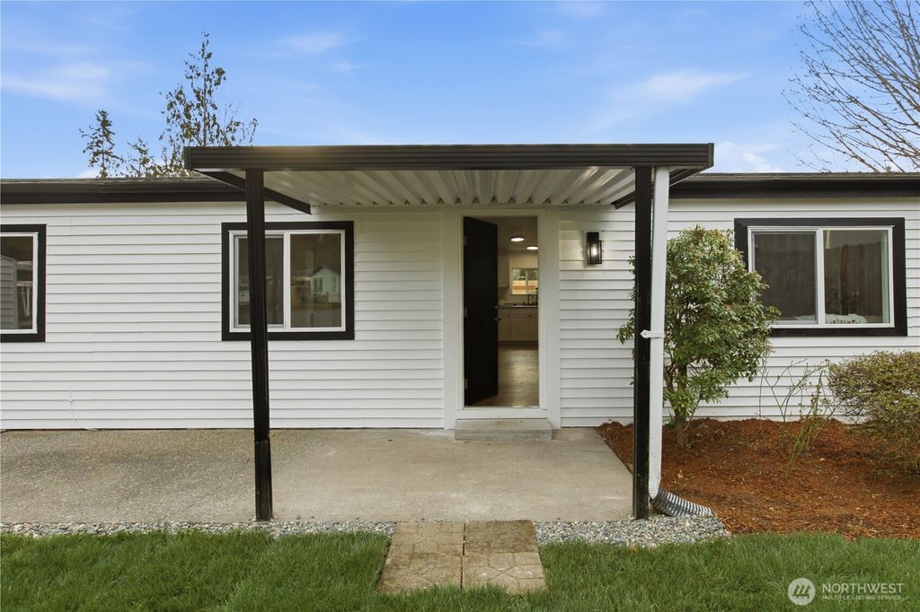 Photo of 375 Union Avenue SE #136, Renton, WA 98059 (MLS # 2500939)