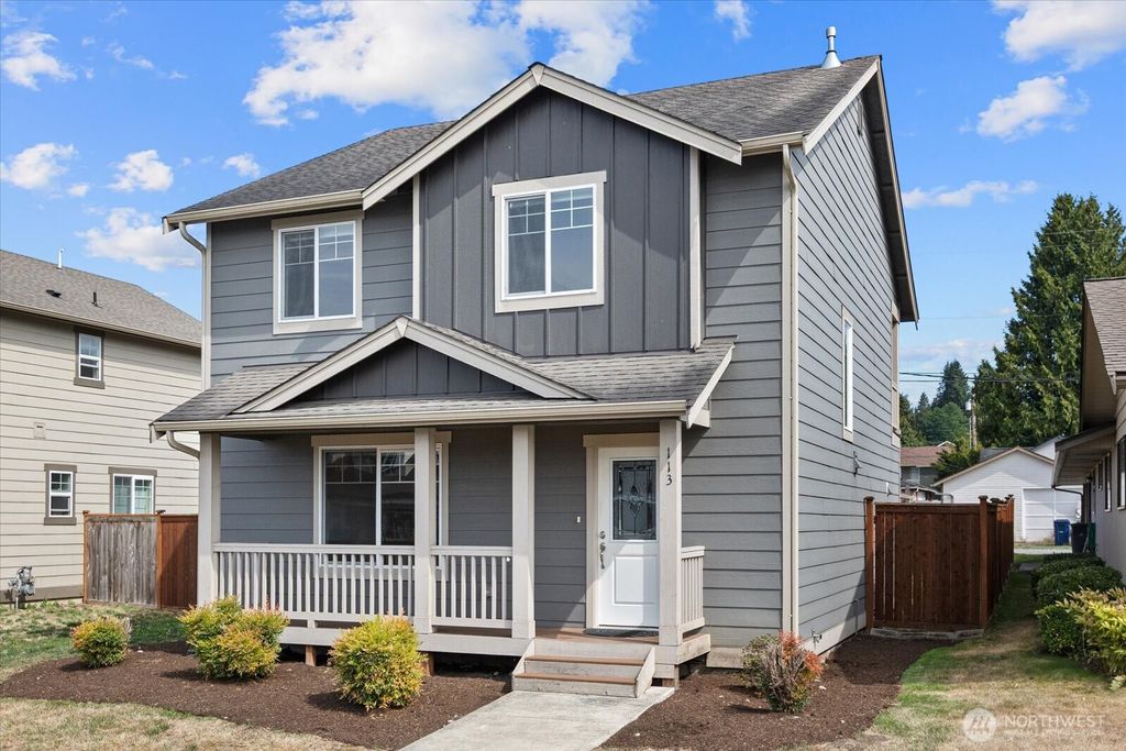 Photo of 113 N Lenore Ave Ave, Arlington, WA 98223 (MLS # 2428231)