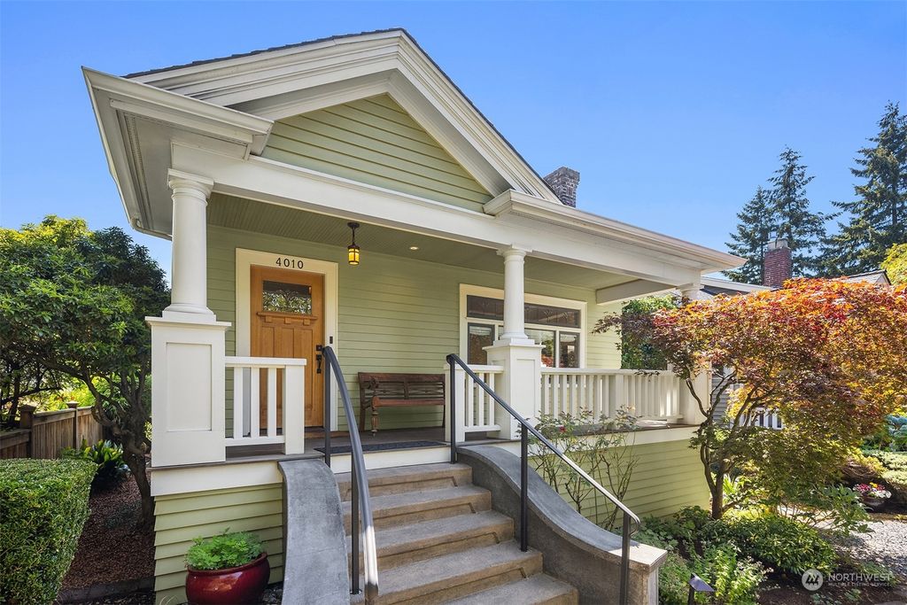 Photo of 4010 Evanston Avenue N, Seattle, WA 98103 (MLS # 2285653)