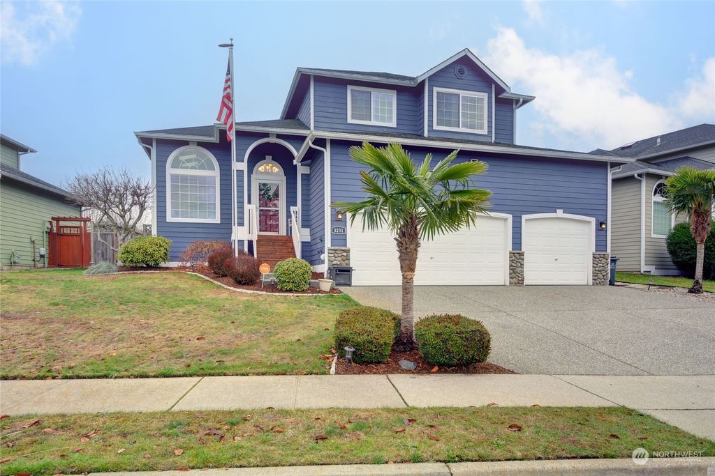 Photo of 3231 64th Avenue NE, Marysville, WA 98270 (MLS # 2020977)