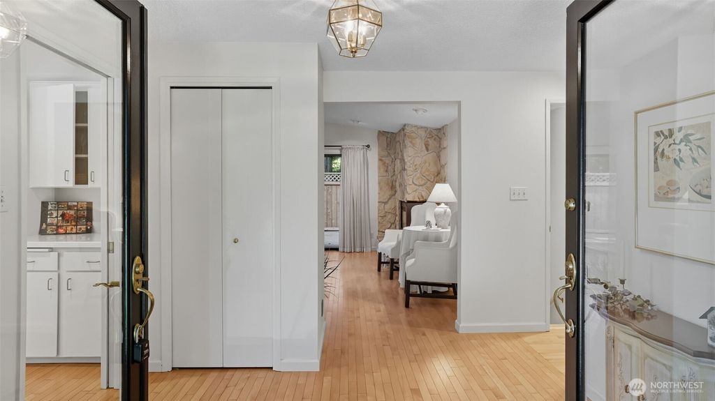 Photo of 24255 133rd Avenue SE, Kent, WA 98042 (MLS # 2473452)