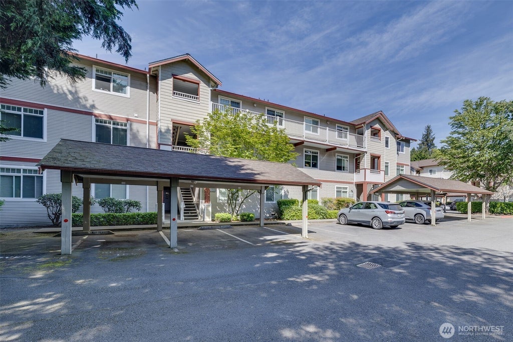 Photo of 14819 29th Avenue W #L304, Lynnwood, WA 98087 (MLS # 2588050)