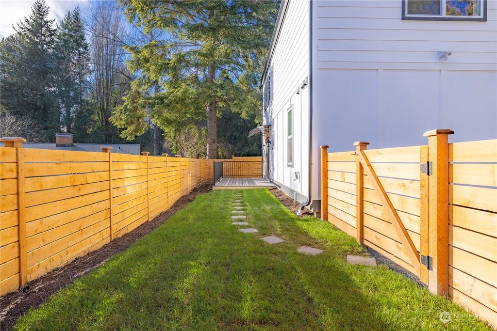 Photo of 10601 NE 14th Avenue NE, Seattle, WA 98125 (MLS # 2194703)