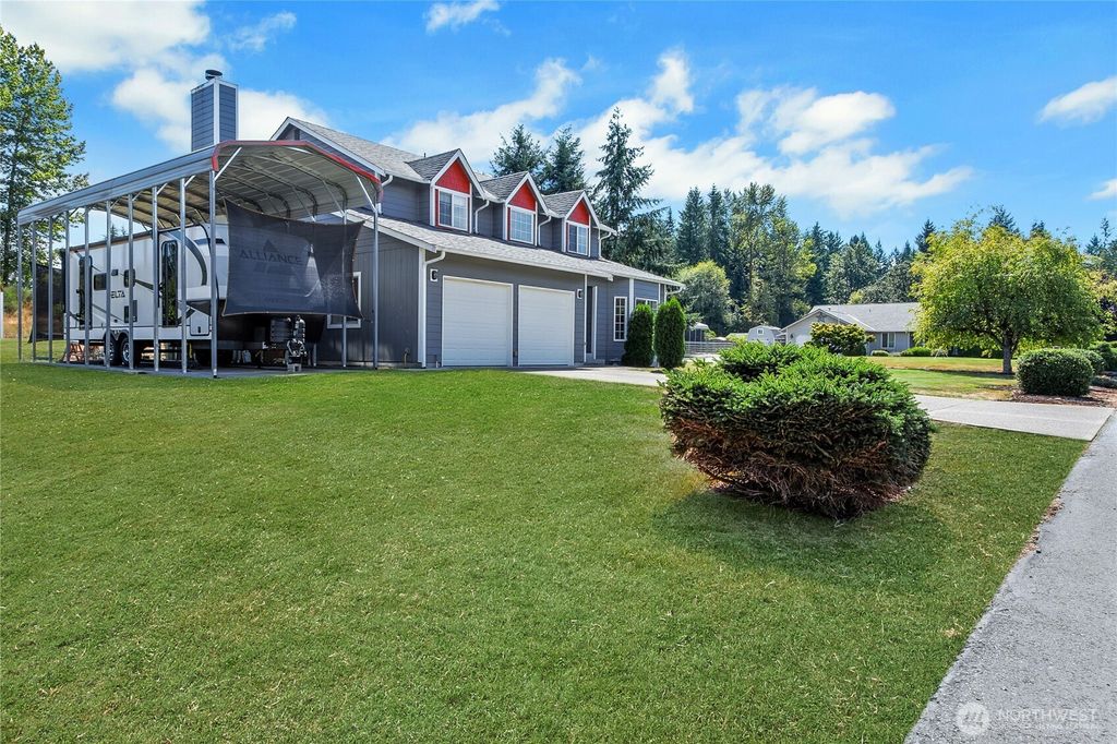 Photo of 21415 23rd Avenue E, Spanaway, WA 98387 (MLS # 2496410)