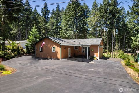 Photo of 81 E Dunoon Place, Shelton, WA 98584 (MLS # 2407168) Photo of 81 E Dunoon Place, Shelton, WA 98584 (MLS # 2407168)