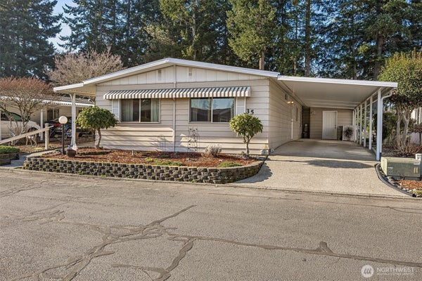 201 UNION AVE SE UNIT 35, RENTON, WA 98059 - Image 4c2802cc5aa1976bb35b75face68c55f/57651948