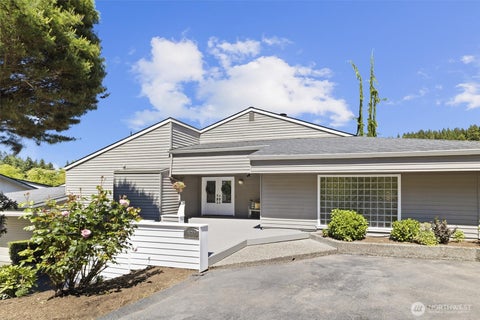 Photo of 16306 Valhalla Drive, Bothell, WA 98011 (MLS # 2553181)