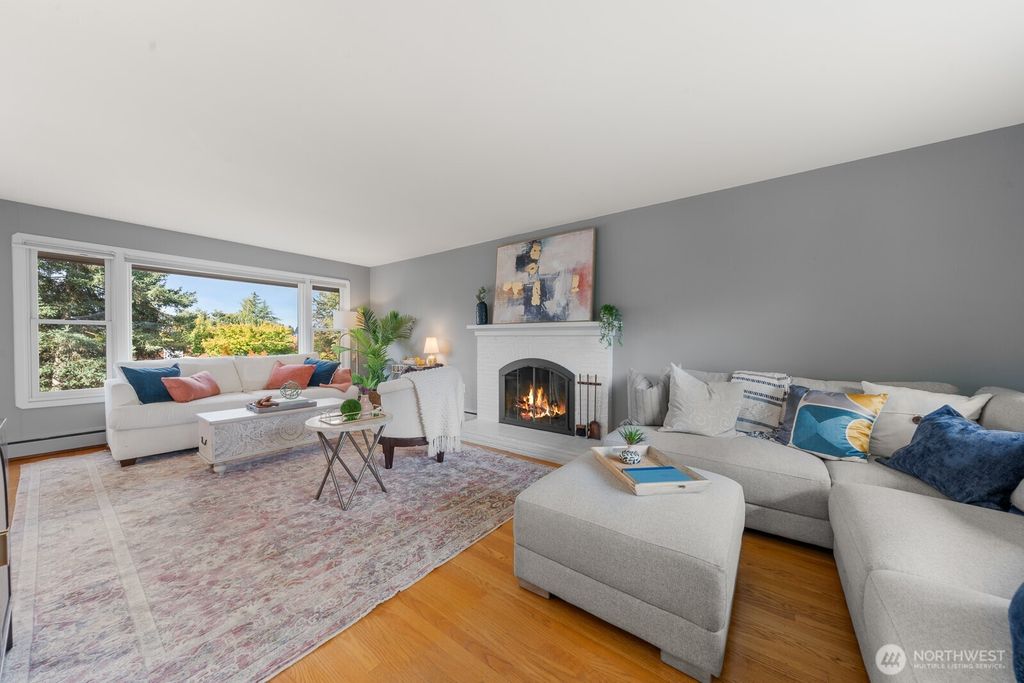 Photo of 6545 47th Avenue NE, Seattle, WA 98115 (MLS # 2441044)
