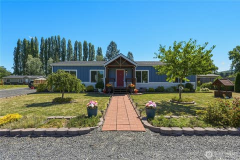 Photo of 620 S 1st Street, Pe Ell, WA 98572 (MLS # 2559660)