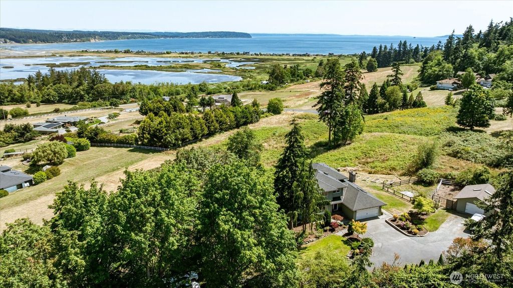 Photo of 1950 Hillvista Place, Freeland, WA 98249 (MLS # 2555544)