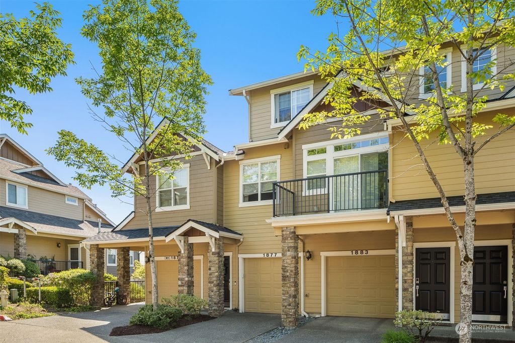 Photo of 1877 16th Lane NE, Issaquah, WA 98029 (MLS # 2074311)