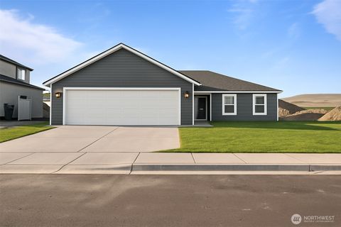 Photo of 0 Lot 10 Poplar Street, Royal City, WA 99357 (MLS # 2457407)