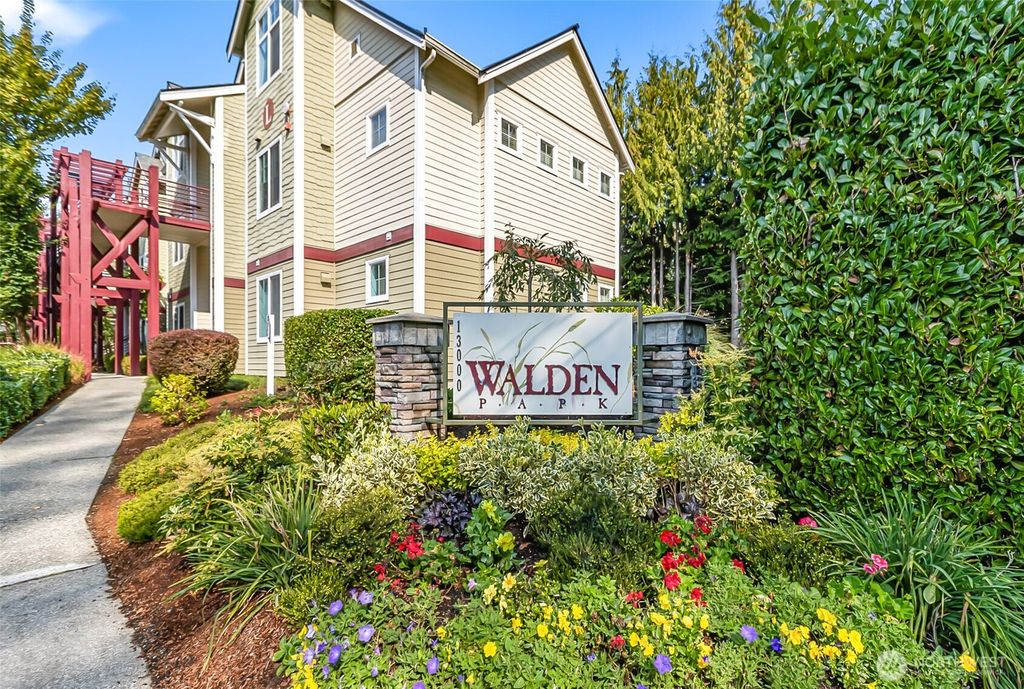 Photo of 13000 Admiralty Way #B301, Everett, WA 98204 (MLS # 2437801)