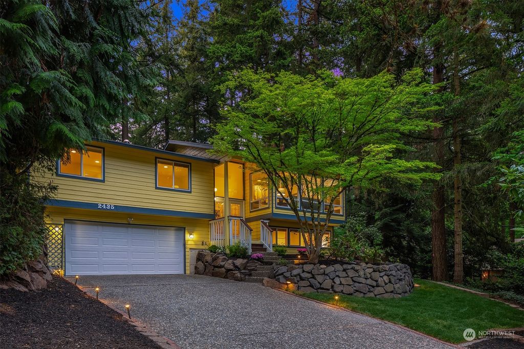 Photo of 2435 130th Avenue NE, Bellevue, WA 98005 (MLS # 2235845)