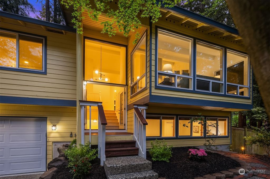 Photo of 2435 130th Avenue NE, Bellevue, WA 98005 (MLS # 2235845)